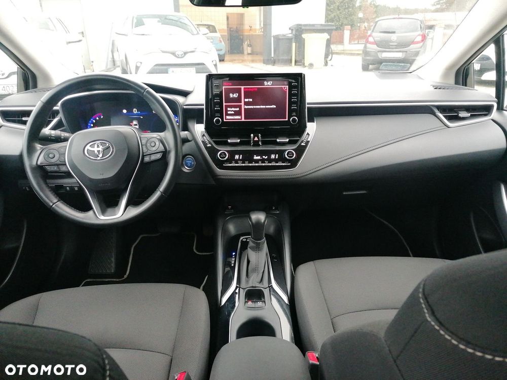 Toyota Corolla 1.8 Hybrid Comfort - 13