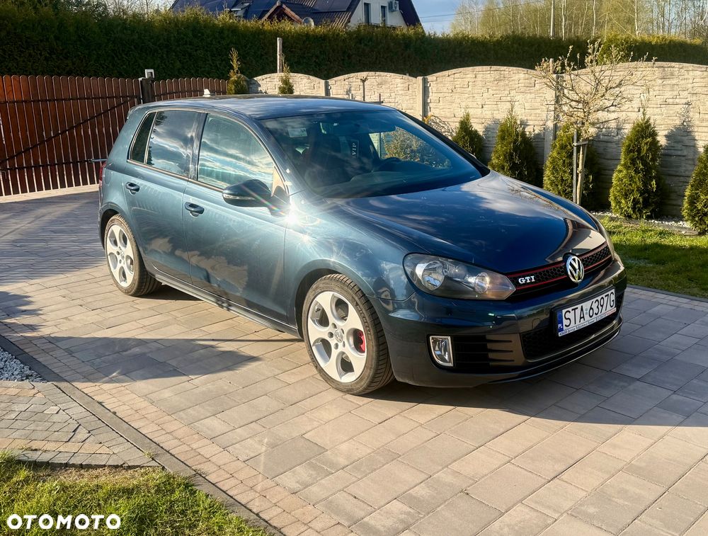 Volkswagen Golf 2.0 GTI DSG - 2
