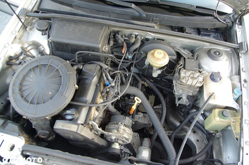 Audi 80 2.0 E - 36