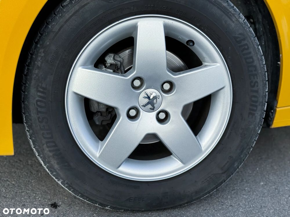 Peugeot 208 1.2 PureTech Like S&S - 3