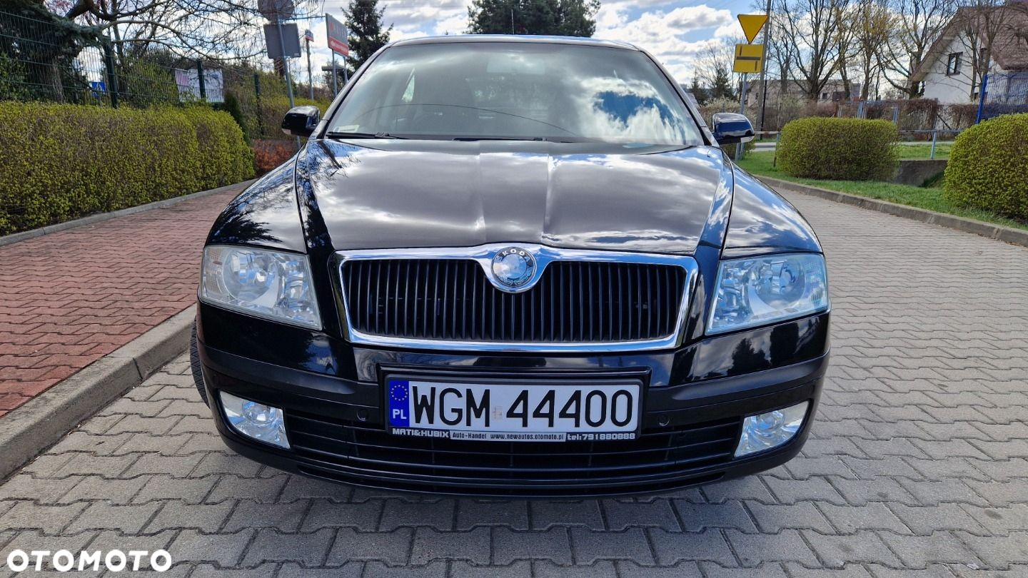 Skoda Octavia 1.6 FSI Elegance - 3