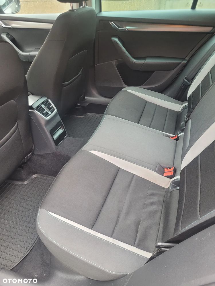 Skoda Octavia 1.0 TSI (Green tec) Joy - 21