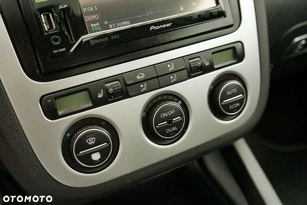 Volkswagen Eos - 26