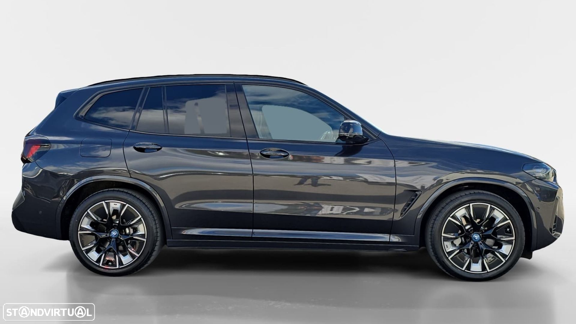 BMW iX3 M Sport Impressive - 7