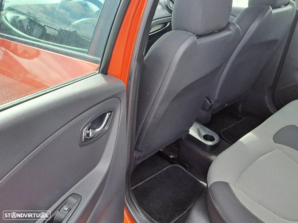 Renault Captur ENERGY dCi 90 S&S Intens - 19