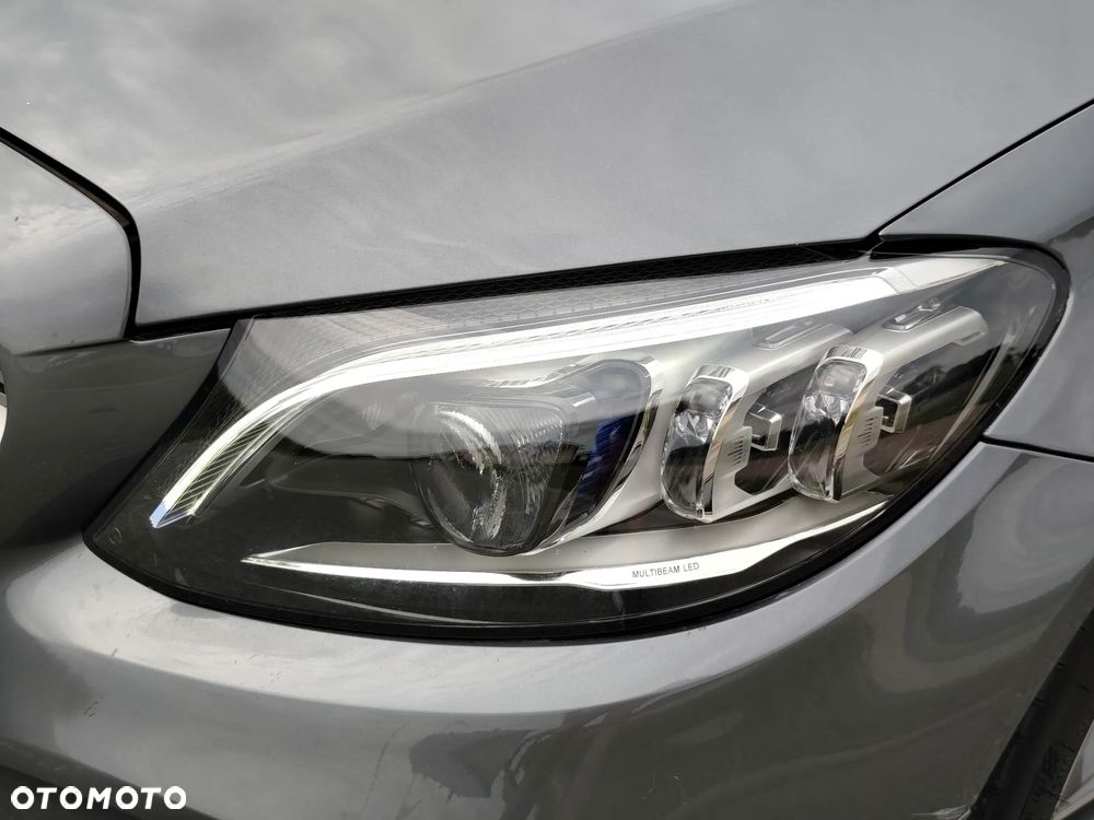 Mercedes-Benz Klasa C 220 d 9G-TRONIC AMG Line - 10