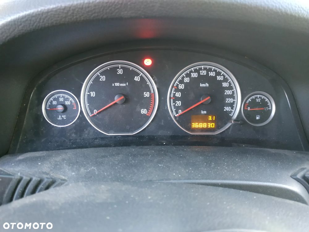 Opel Vectra 1.9 CDTI Cosmo - 10