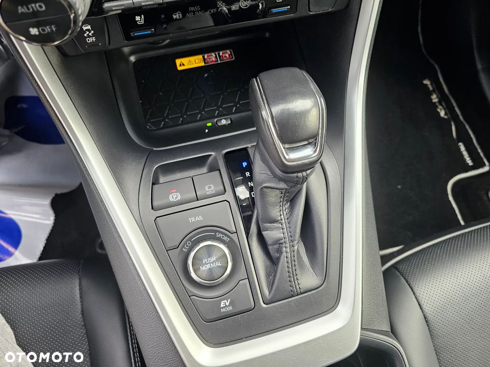 Toyota RAV4 2.5 Hybrid Executive 4x4 - 29