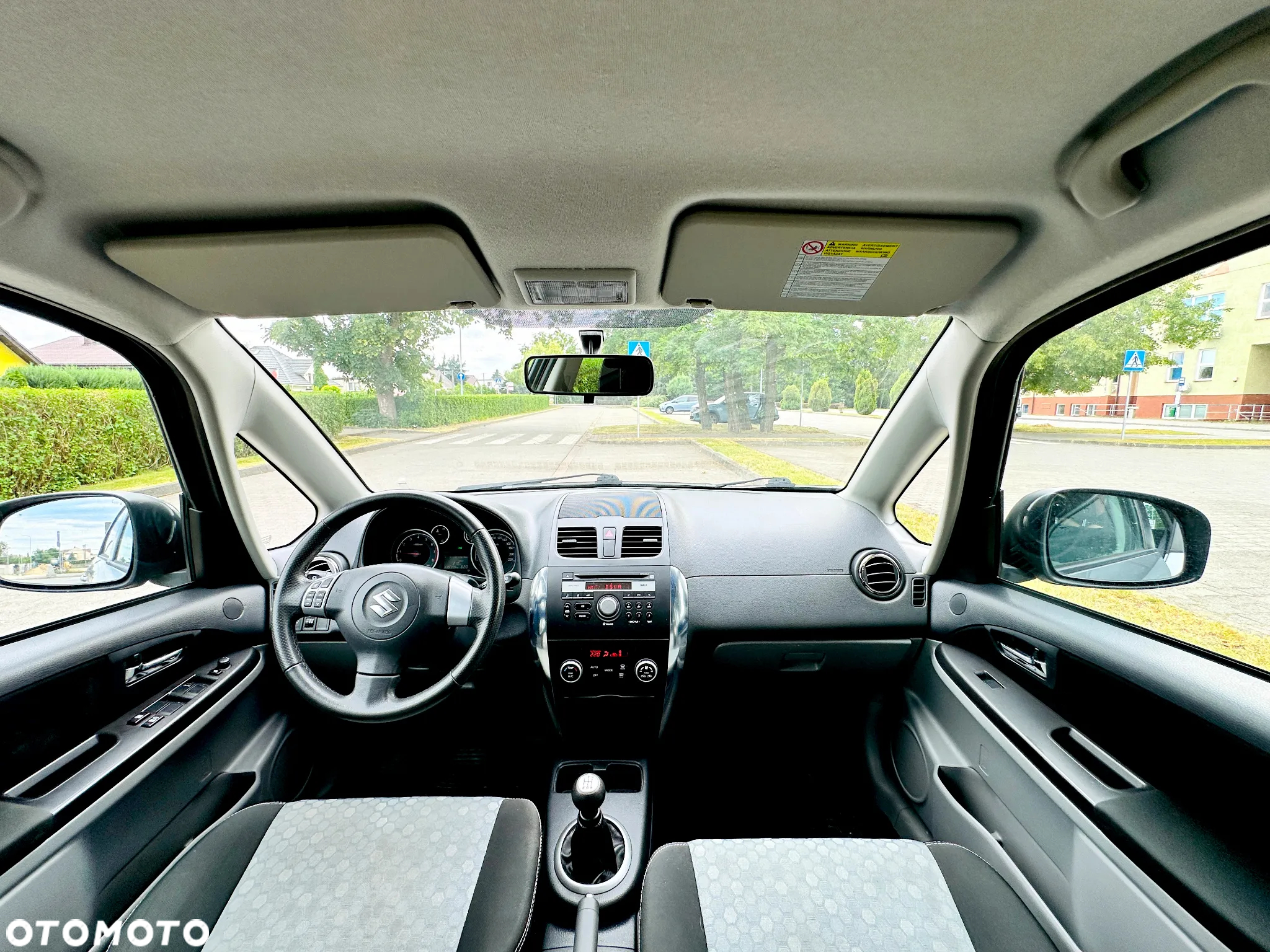 Suzuki SX4 1.6 Premium - 26