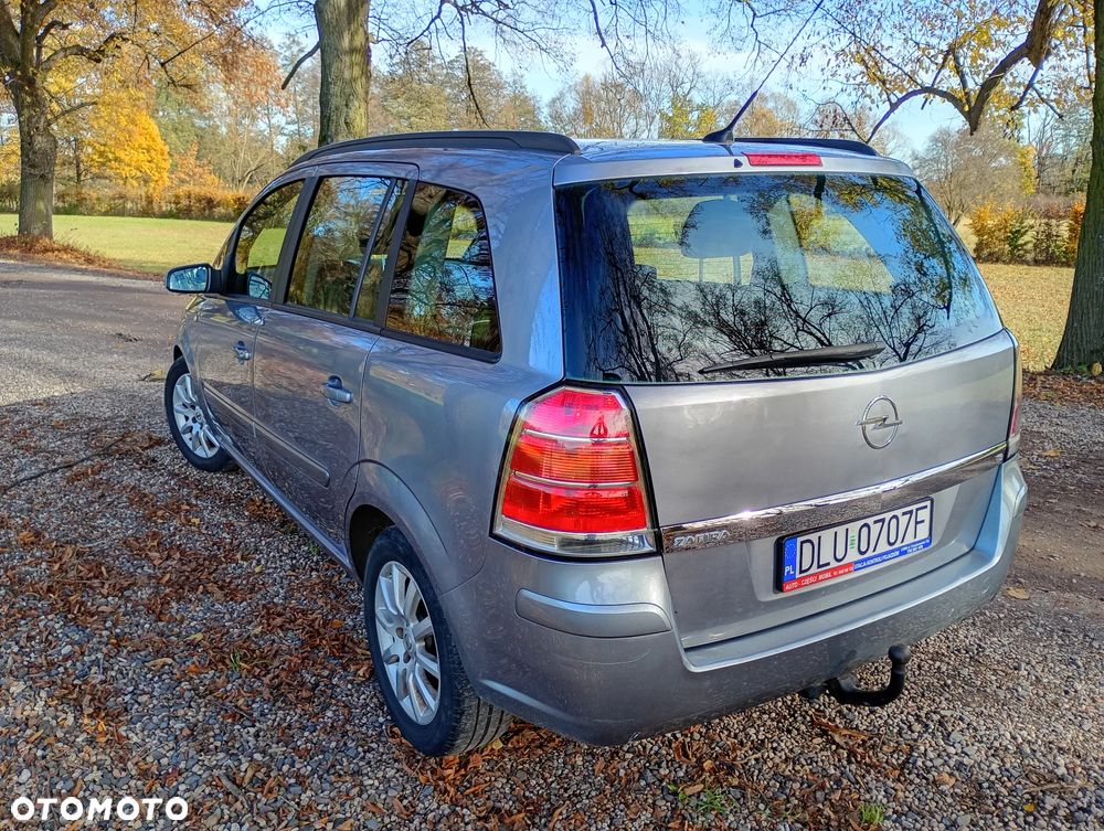 Opel Zafira - 4