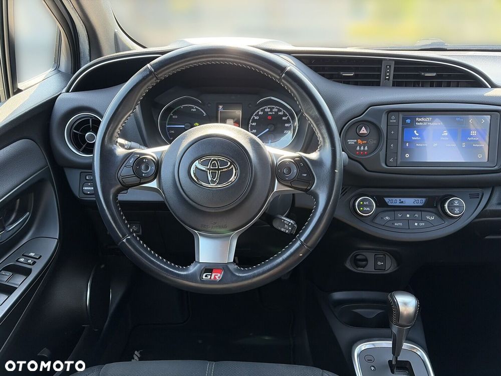 Toyota Yaris - 17