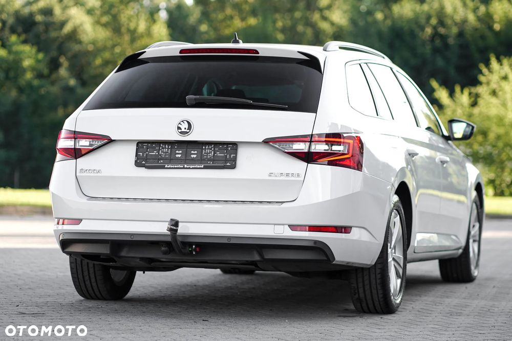 Skoda Superb 2.0 TDI Ambition DSG - 2