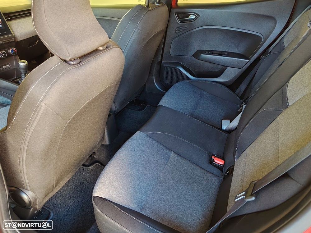 Renault Clio 1.0 TCe Evolution - 10