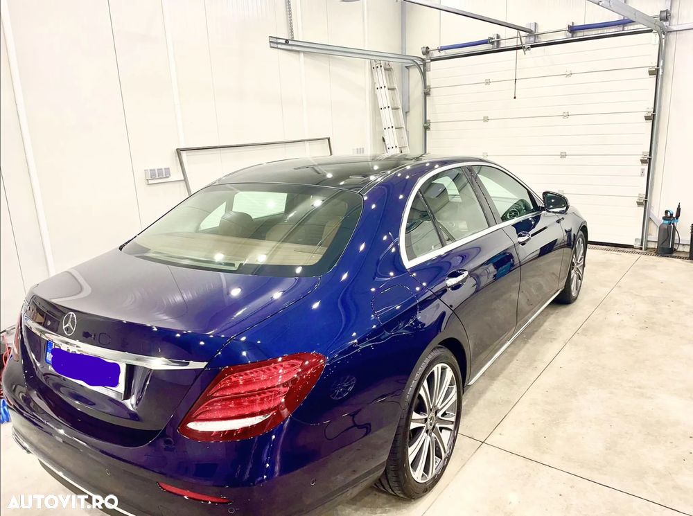 Mercedes-Benz E 220 d Aut. - 3