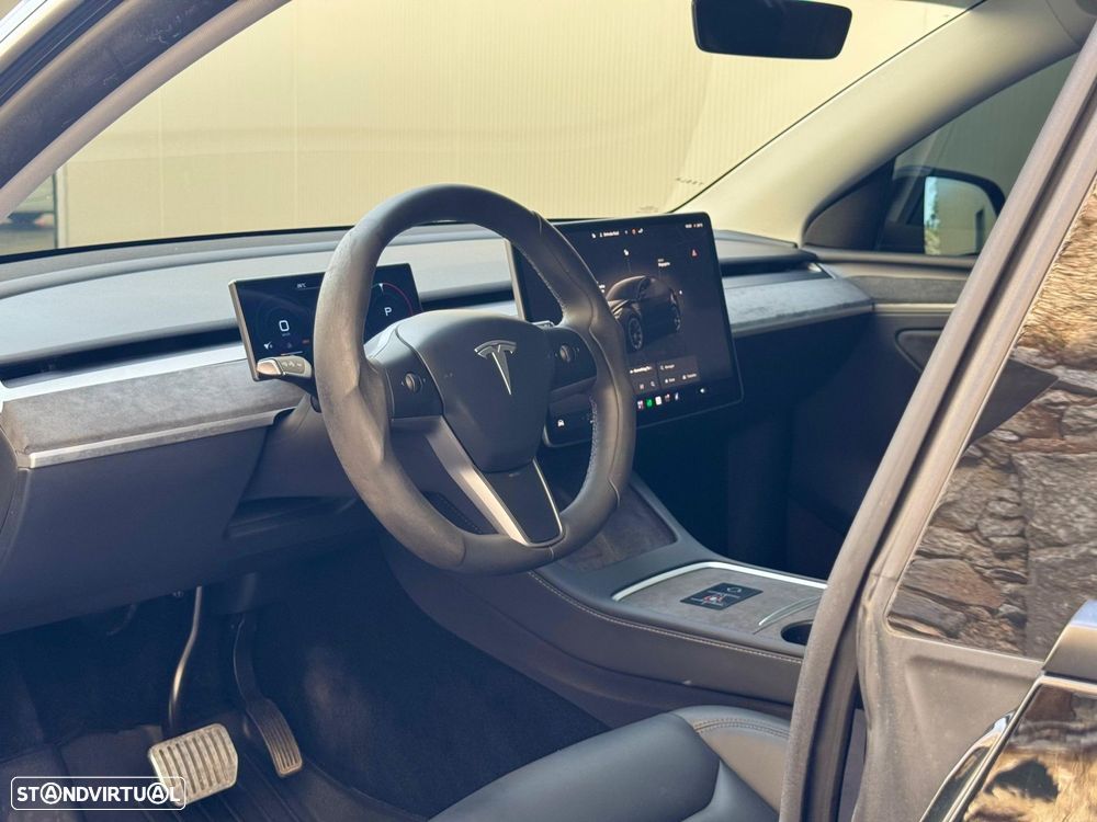 Tesla Model Y Long Range Dual Motor AWD - 51