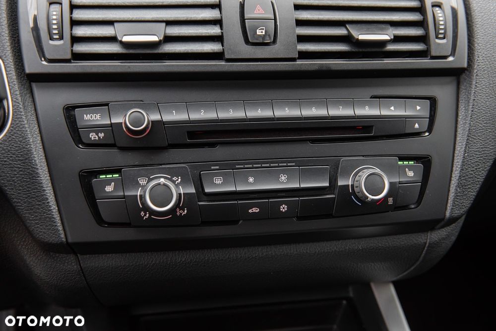 BMW Seria 1 116i Sport Line - 25