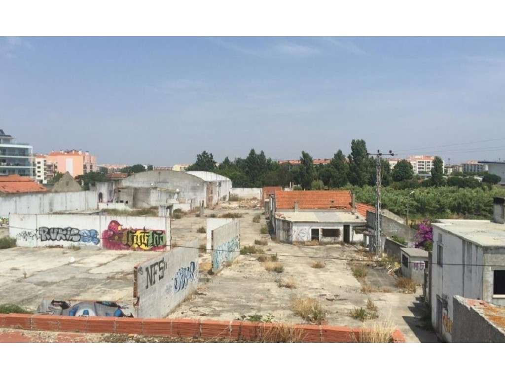 Terreno Urbano para venda no Montijo, Distrito de Setúbal - Grande imagem: 2/9