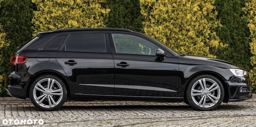 Audi A3 Sportback - 16
