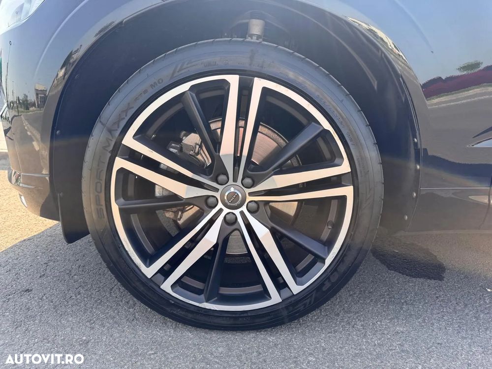 Volvo XC 60 B4 MHEV AWD R-Design - 20