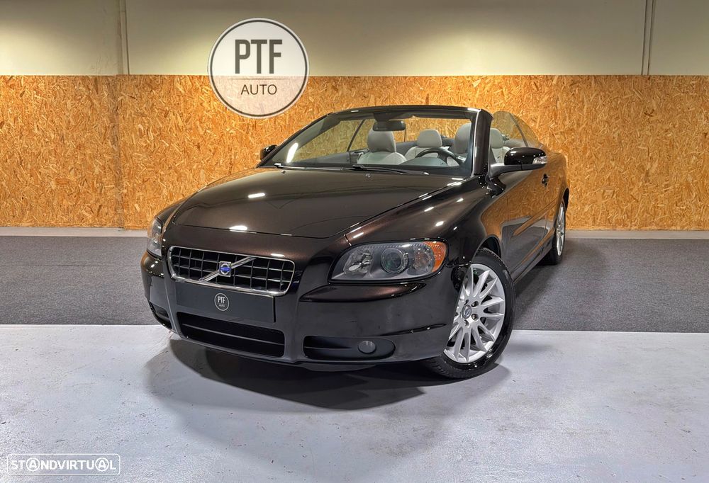 Volvo C70 2.0 D Momentum - 1