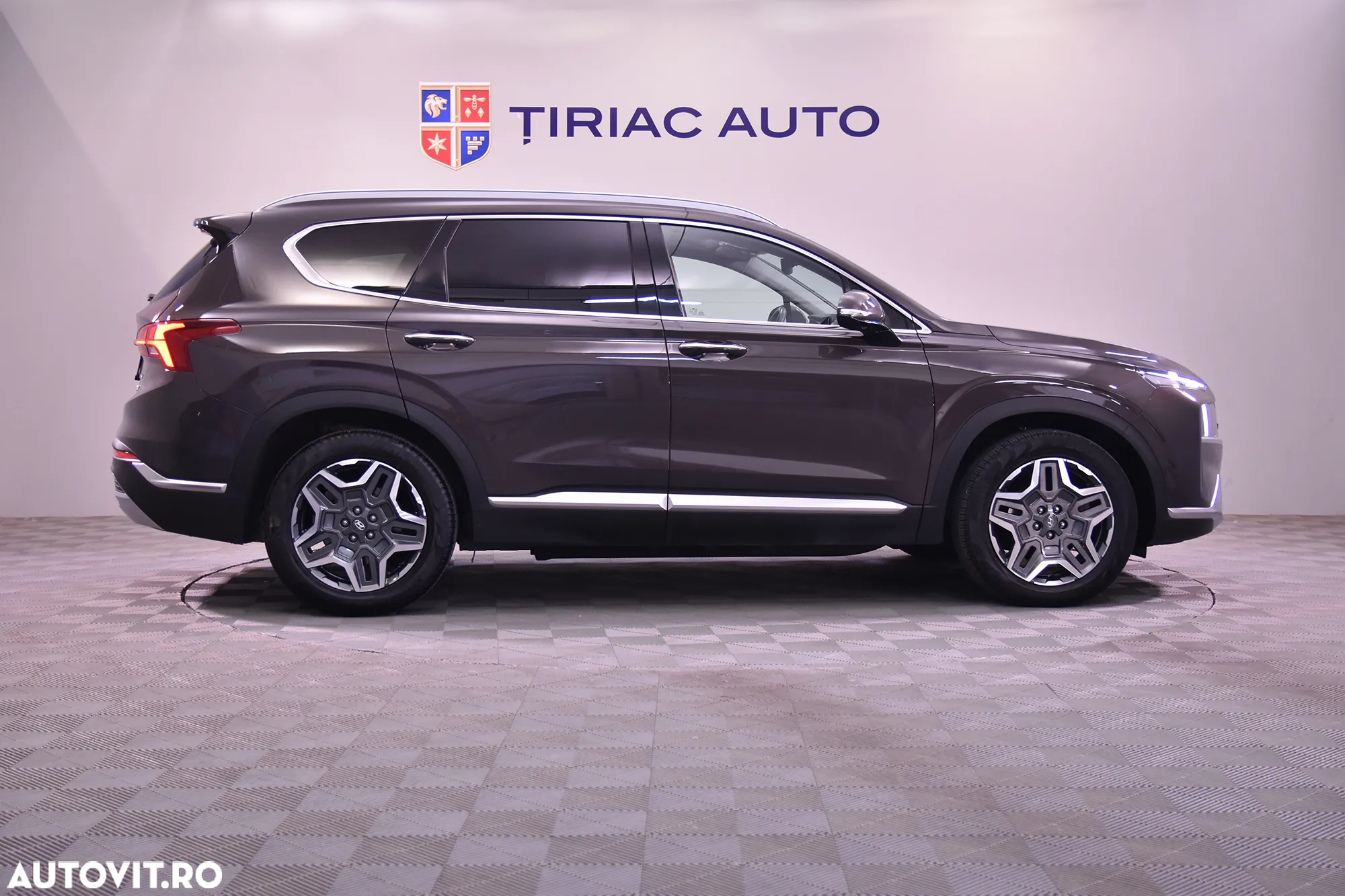 Hyundai Santa Fe - 6