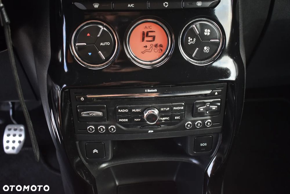 Citroën DS3 1.6 THP SportChic - 29