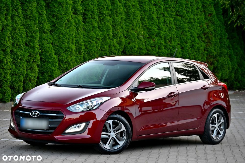 Hyundai i30 blue 1.6 GDI YES Gold - 4