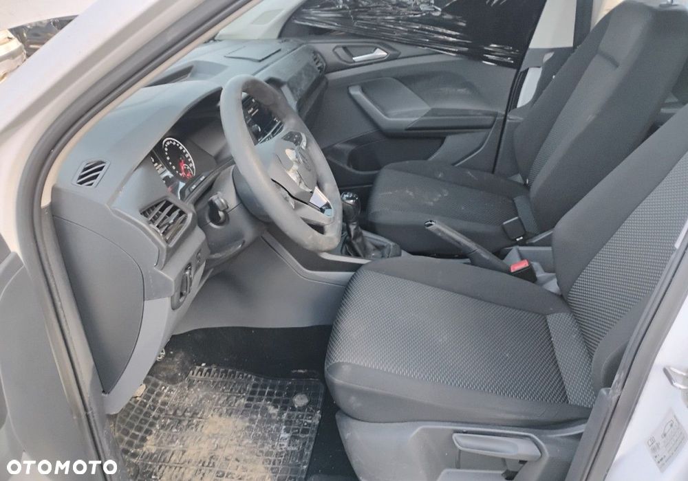 Volkswagen T-Cross - 8