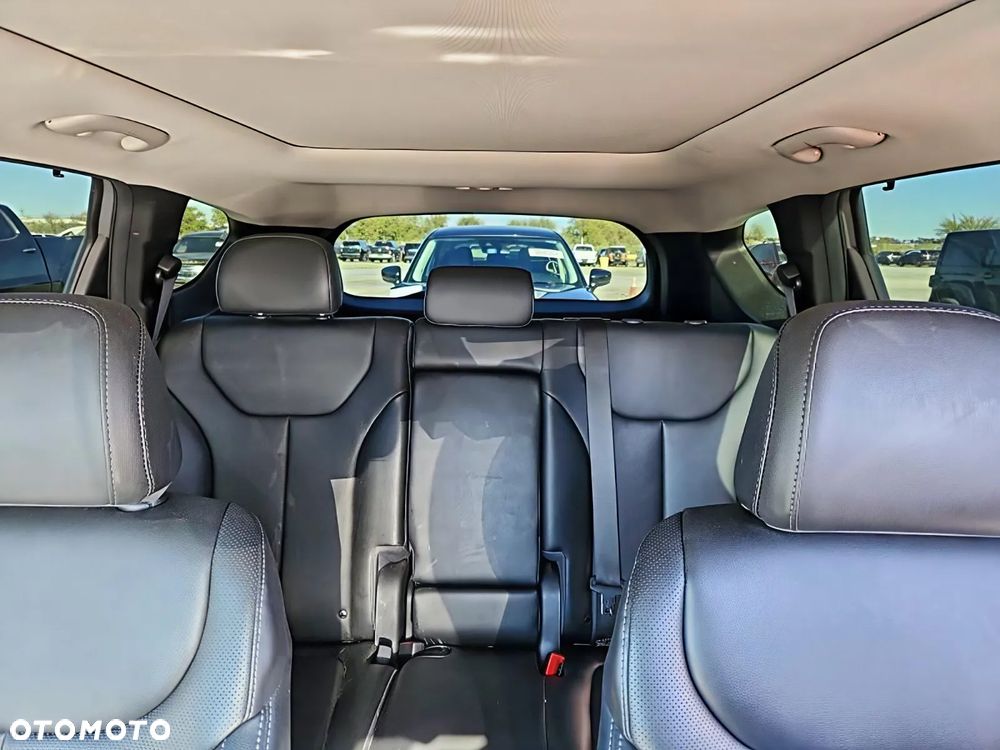 Hyundai Santa Fe - 10
