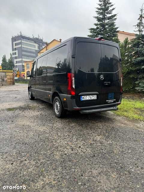 Mercedes-Benz Sprinter - 4