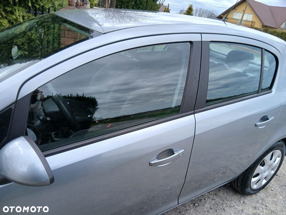 Opel Corsa 1.2 16V Enjoy - 17