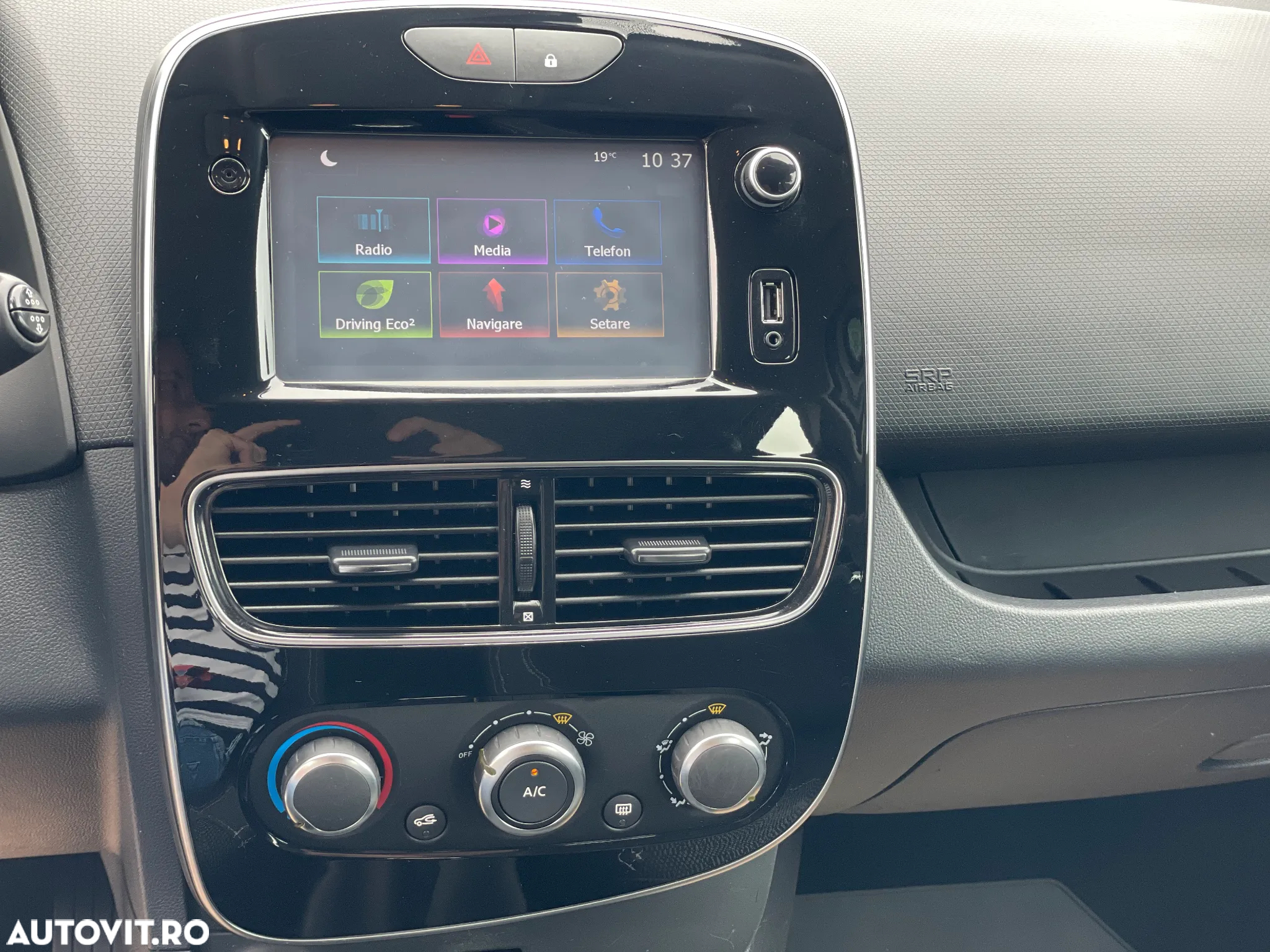 Renault Clio (Energy) dCi 90 Start & Stop LIMITED - 8