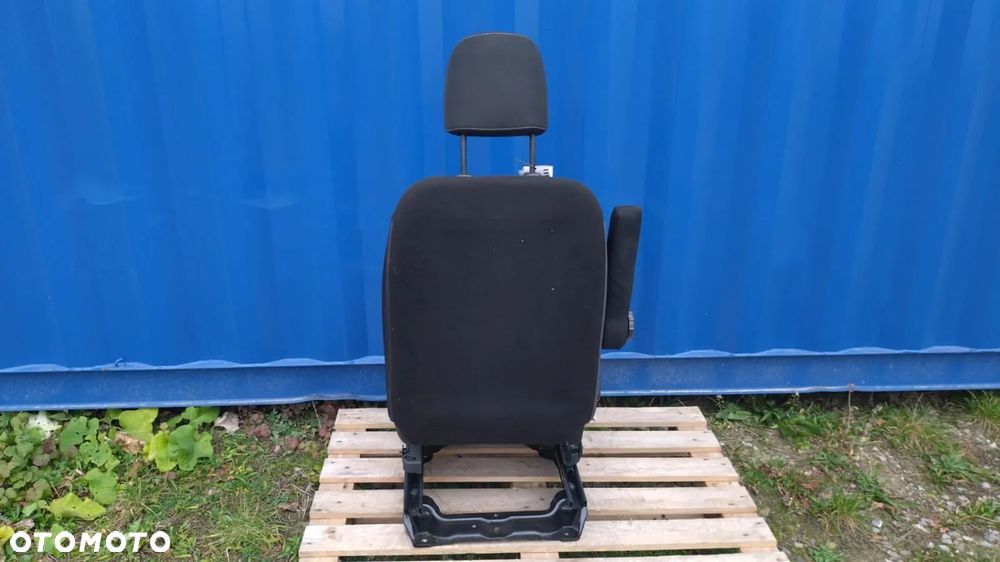 FOTEL KIEROWCY TRAFIC VIVARO PRIMASTAR TALENTO 01- NO 925/155 - 5