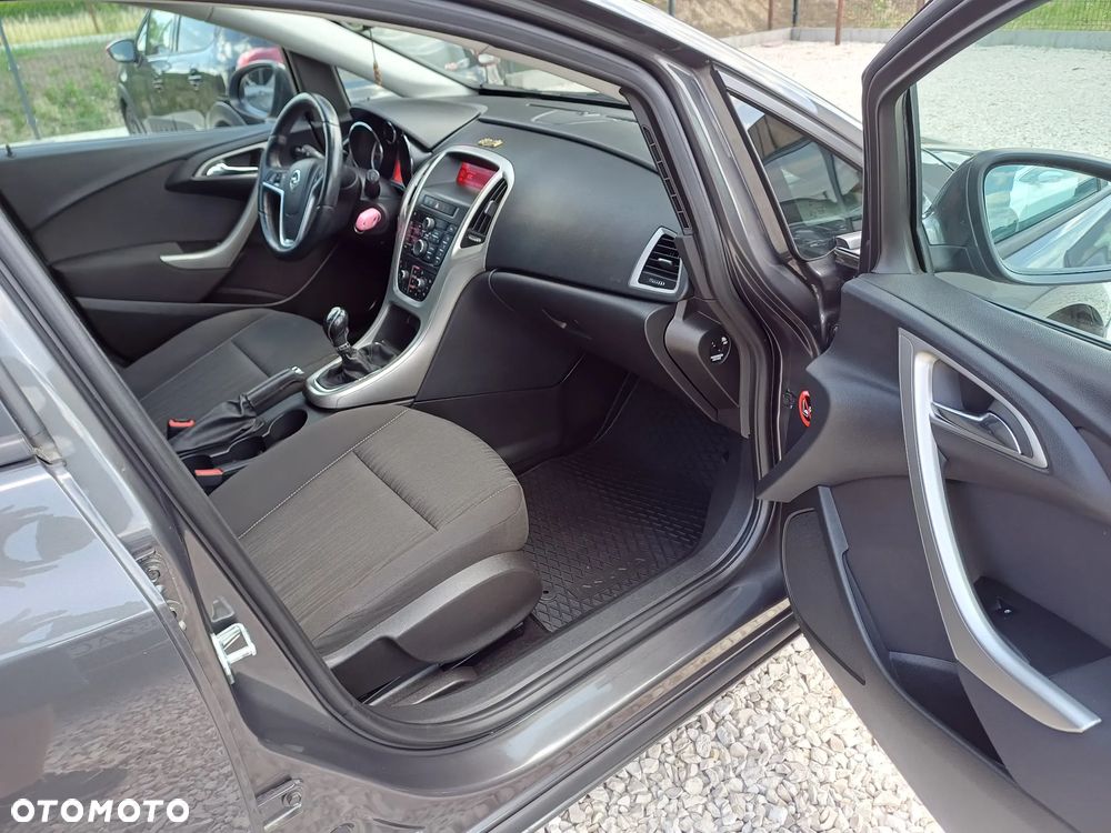 Opel Astra 1.4 Turbo - 8