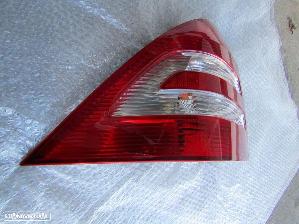 Farolim tras esquerdo Mercedes class c( W203) original em bom estado - 6