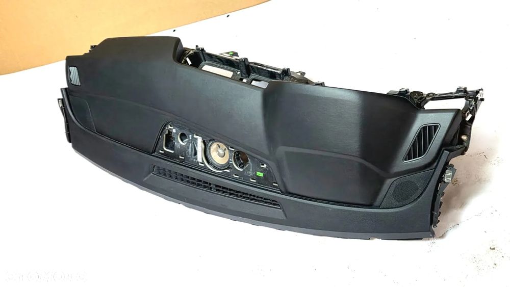 Deska rozdzielcza Audi Q5 SQ5 80B857001K - 2