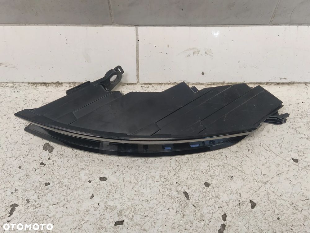 PORSCHE TAYCAN 9JA 19- LAMPA TYŁ TYLNA LED PRAWA EXCLUSIVE USA ORYGINAŁ - 3