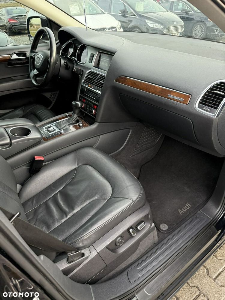 Audi Q7 3.0 TDI DPF Quattro Tiptronic - 28