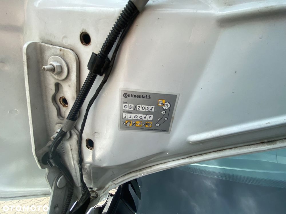 Ford C-MAX 1.6 TDCi Start-Stop-System Titanium - 37