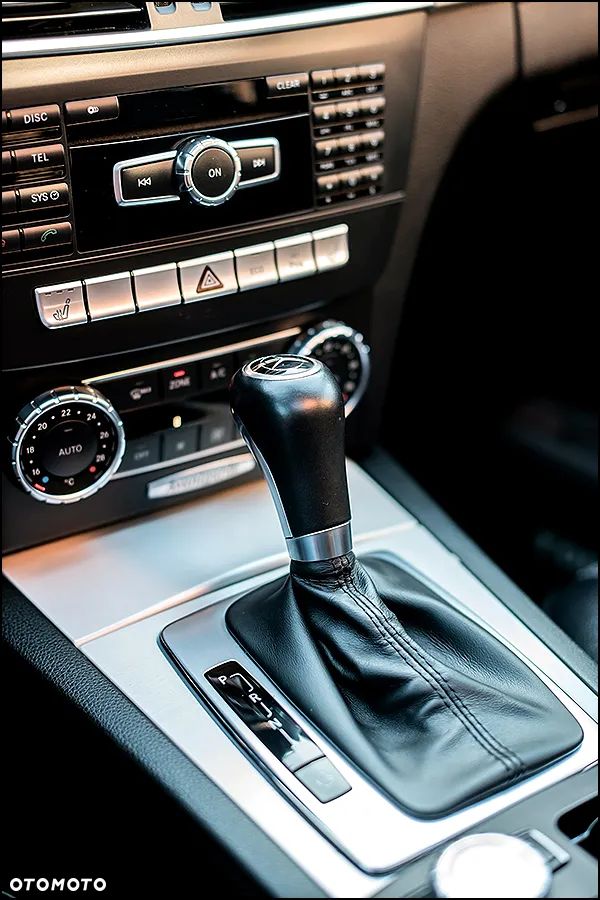 Mercedes-Benz Klasa C - 24