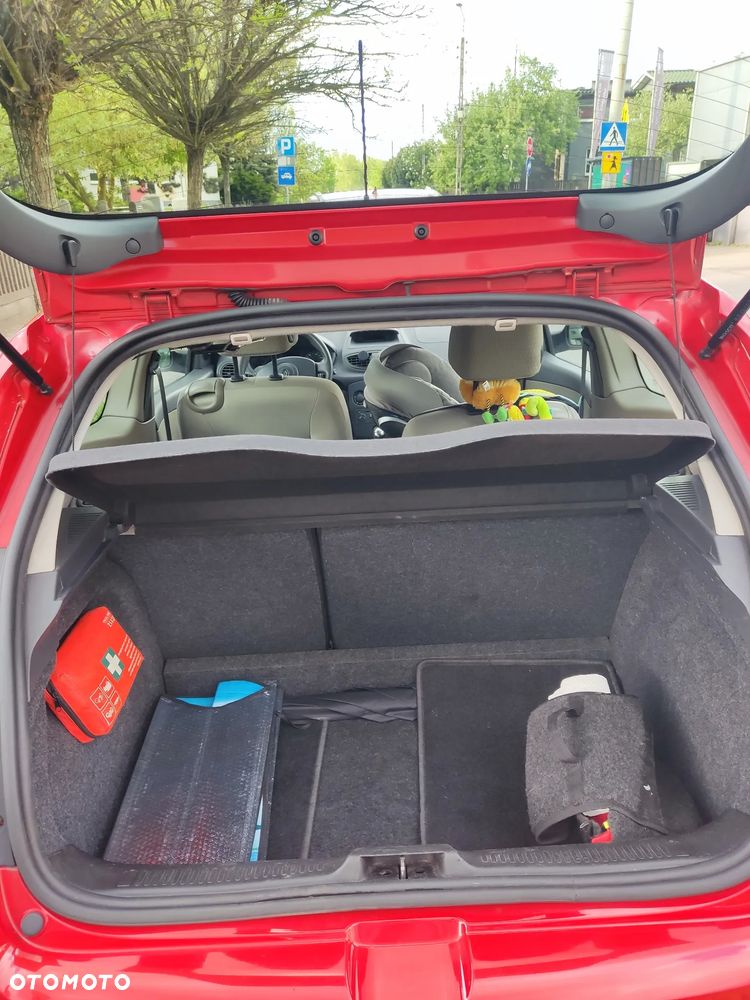 Renault Clio 1.2 16V 75 Expression - 7