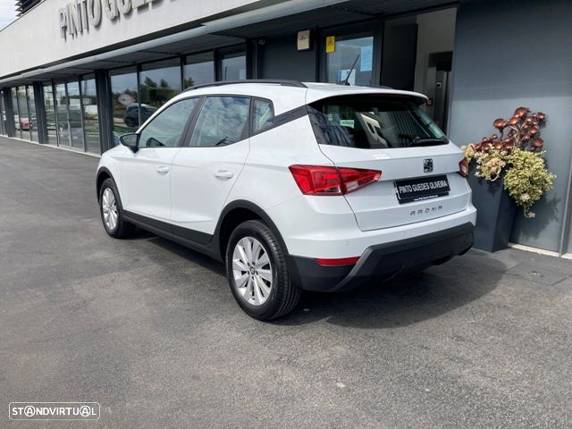 SEAT Arona 1.6 TDI Reference — fotografia 8