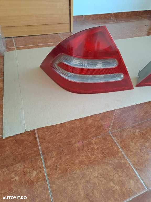 Stop stanga Mercedes C Class W203 original - 3