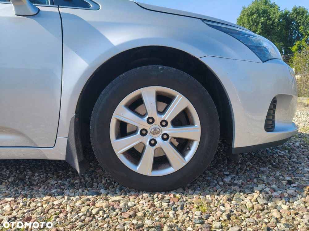 Toyota Avensis 1.6 Edition (2014) - 31