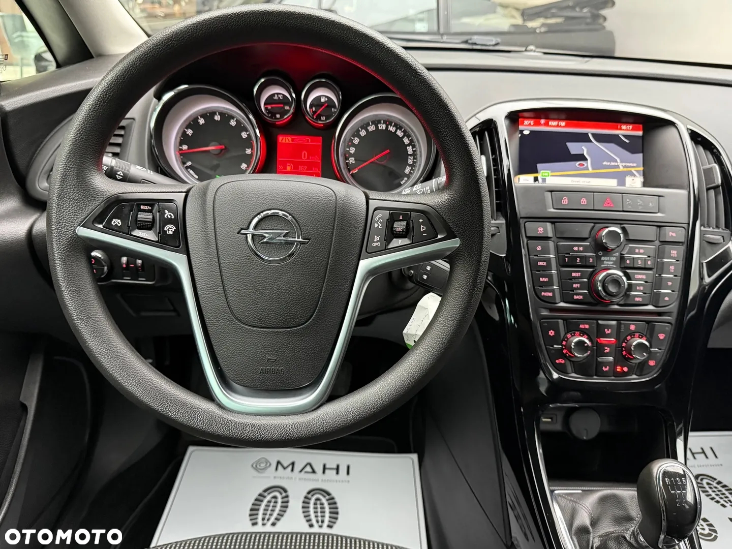 Opel Astra 1.4 EcoFLEX Cosmo - 22