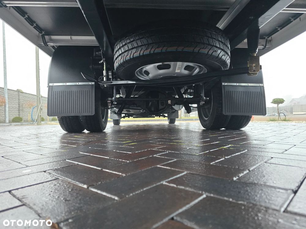 Iveco DAILY DAILY 50C16 KONTENER IZOTERMICZNY 10PALET 4,91cmDługi  2,11cmSzeroki  2,31cmWysoki  SALON PL 106 Tyś km STAN JAK NOWY NA GWARANCJI TEMPOMAT FOTEL PNEŁMATYCZNY KLIMATYZACJA AUTOMATYCZNA - 23