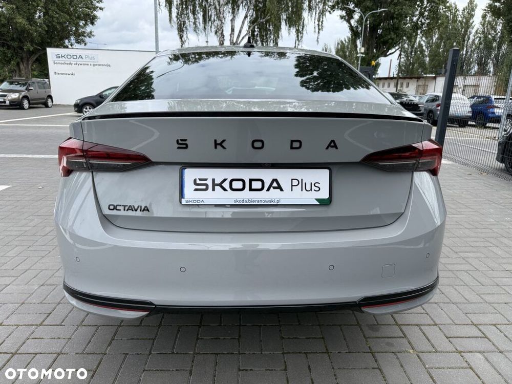 Skoda Octavia 1.5 TSI mHEV Sportline DSG - 9