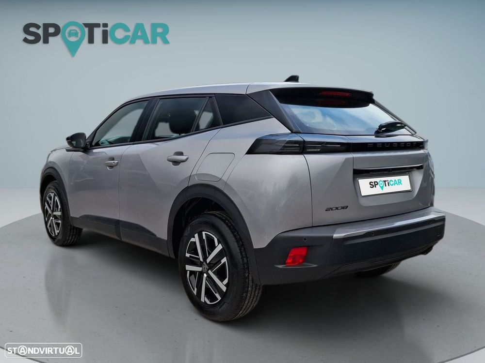Peugeot 2008 1.2 PureTech Active — fotografia 6