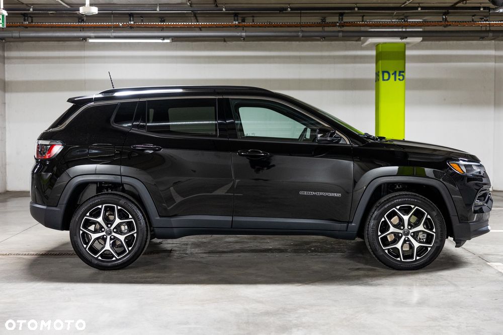 Jeep Compass - 4