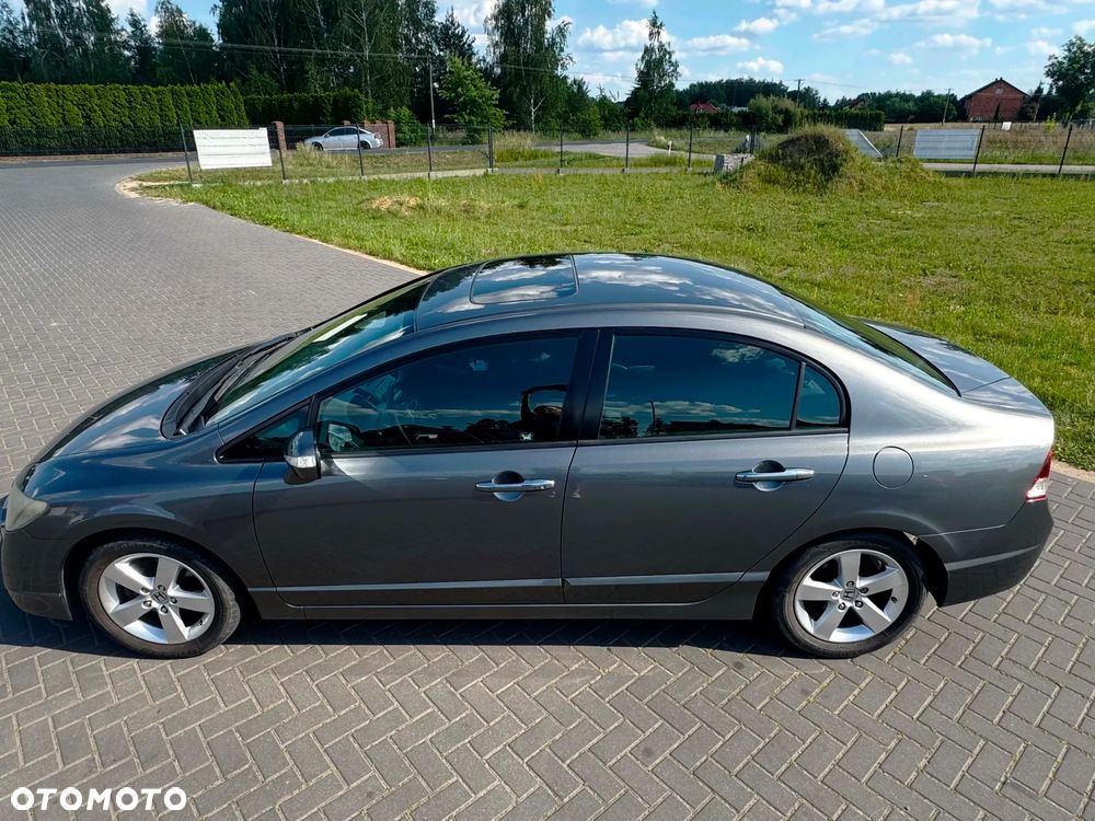 Honda Civic 1.8 Executive - 6
